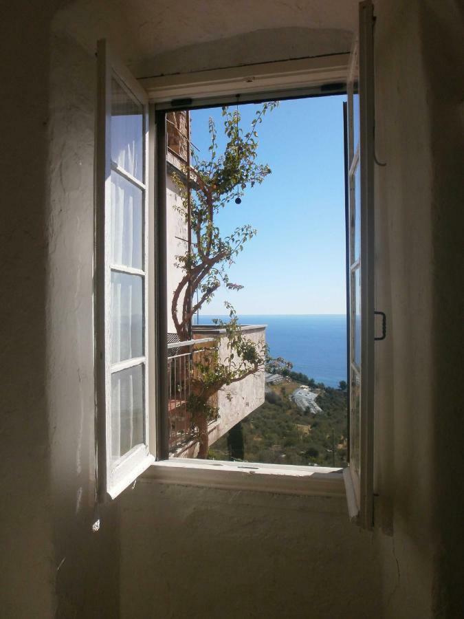 Risorgimento Apartment Cipressa Екстериор снимка
